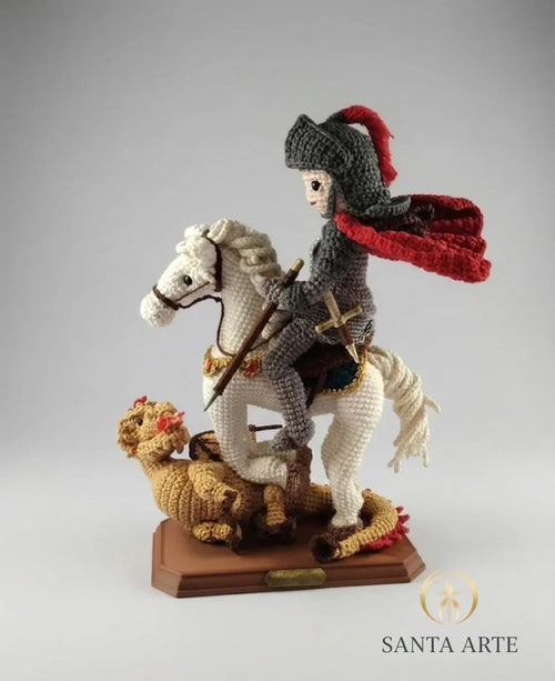 São Jorge Guerreiro da Fé e da Proteção – Amigurumi Sagrado em Crochê