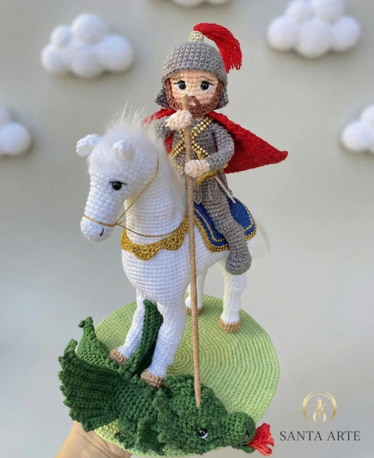 São Jorge Amigurumi Artesanal – Proteção, Fé e Coragem